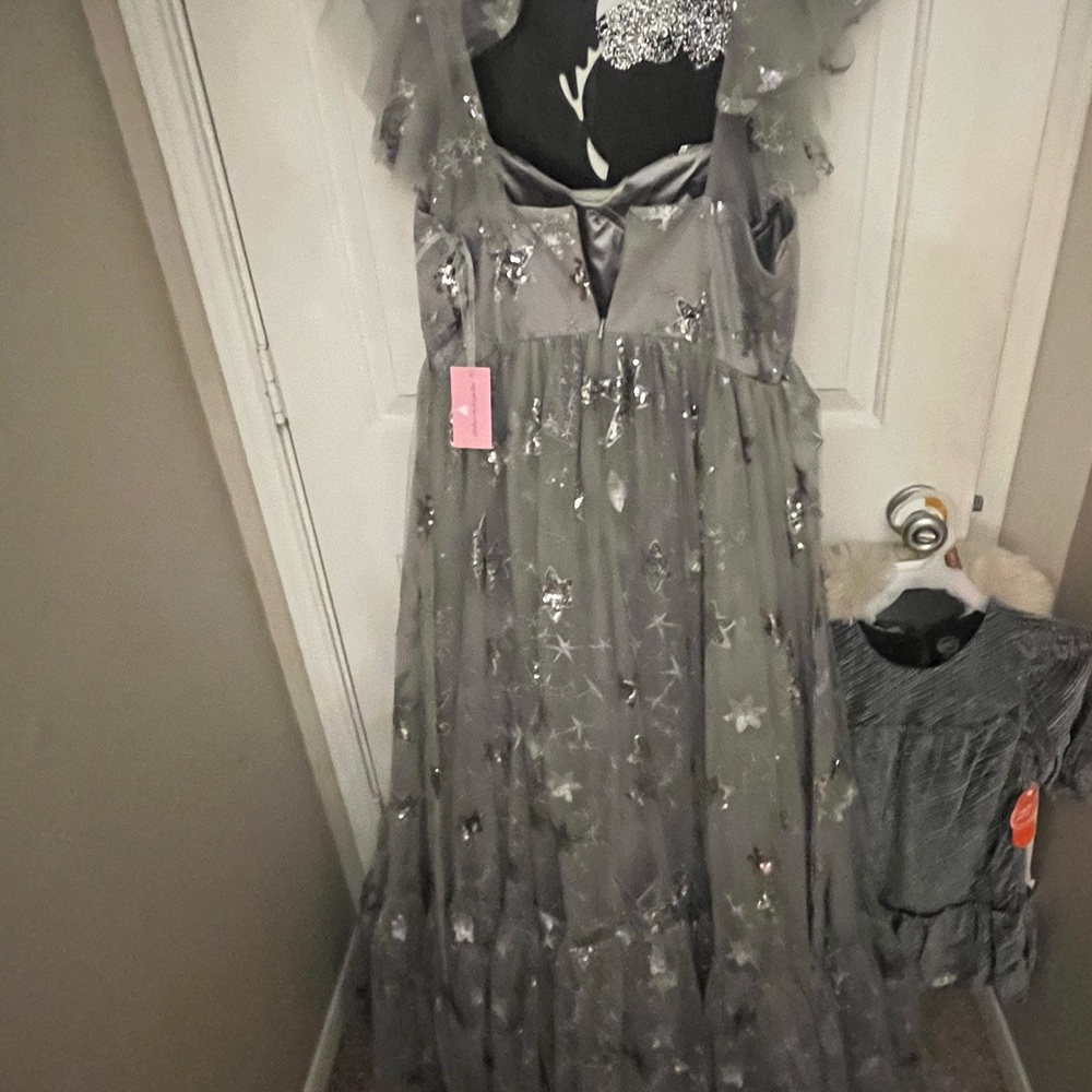 FancifulDollBoutique NWT sequin star celestial silver prom dress/gown - Picture 7 of 9